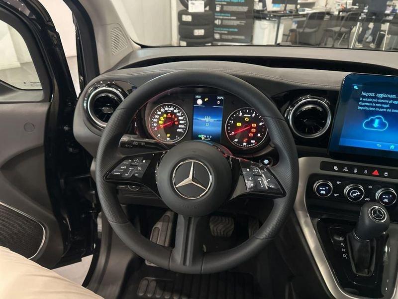 Mercedes-Benz Classe T 180 d AT