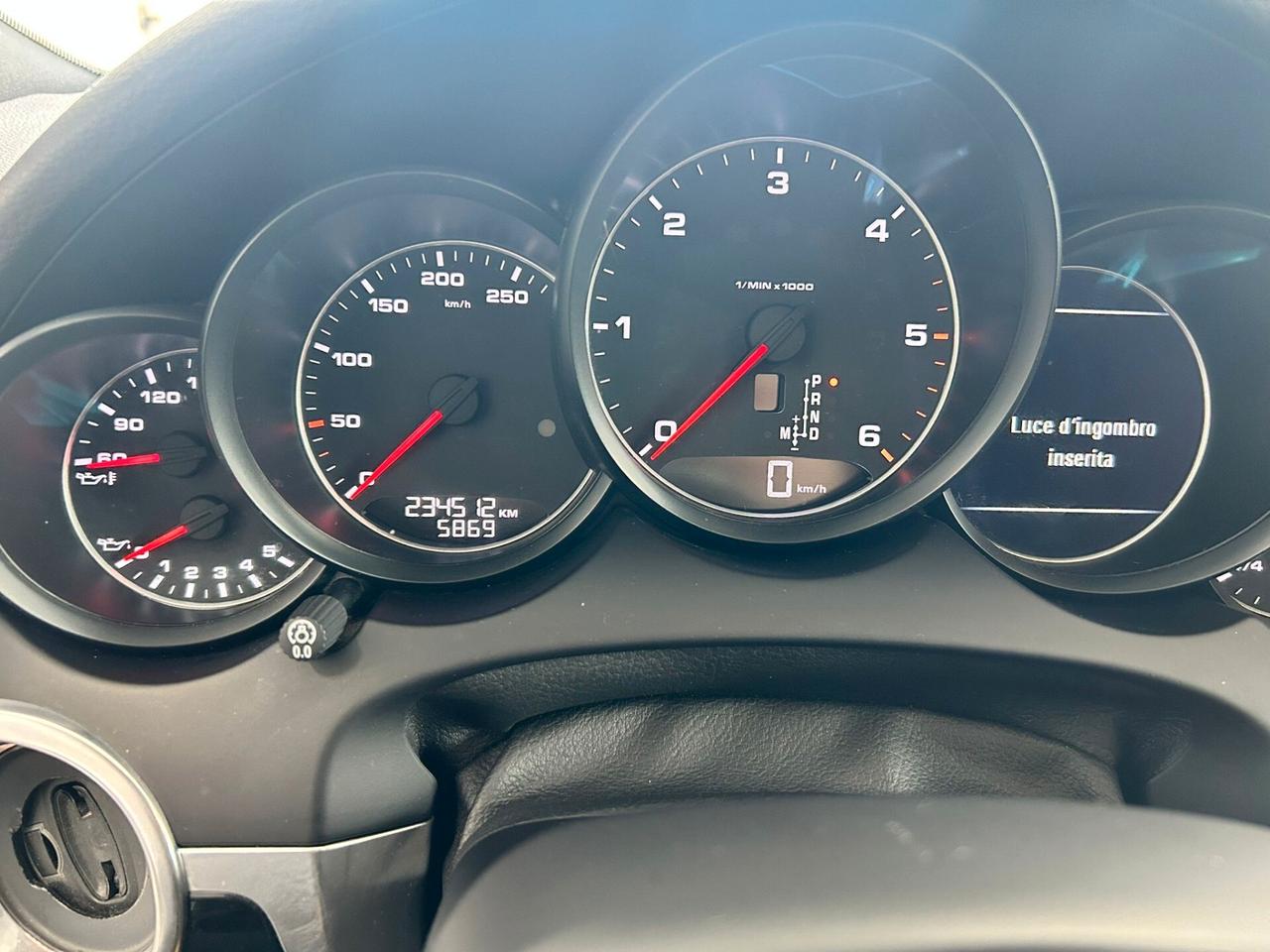 Porsche Cayenne 3.0 DIESEL PLATINUM EDITION 262CV 2017