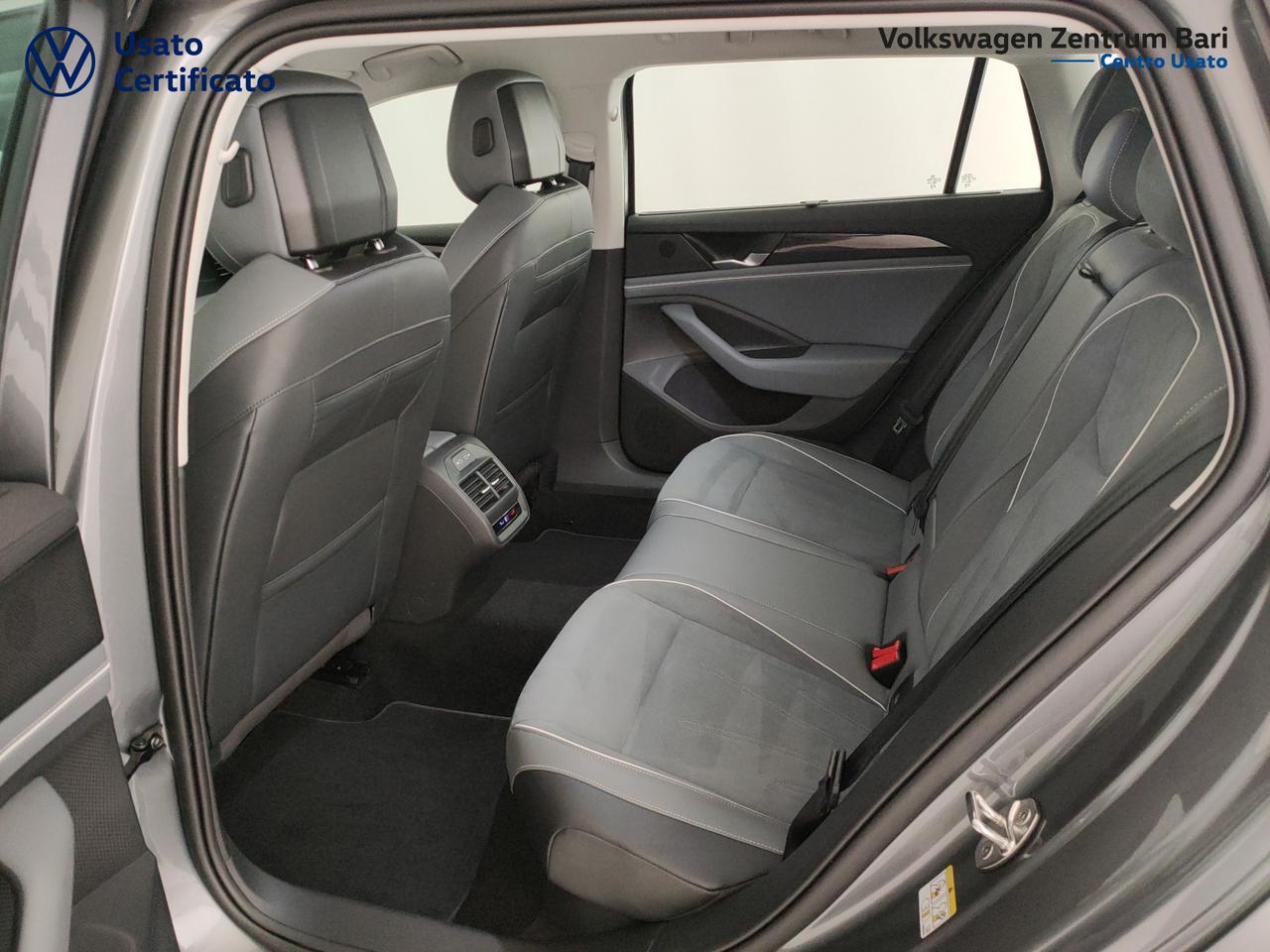 Volkswagen Passat 2.0 tdi scr business 150cv dsg
