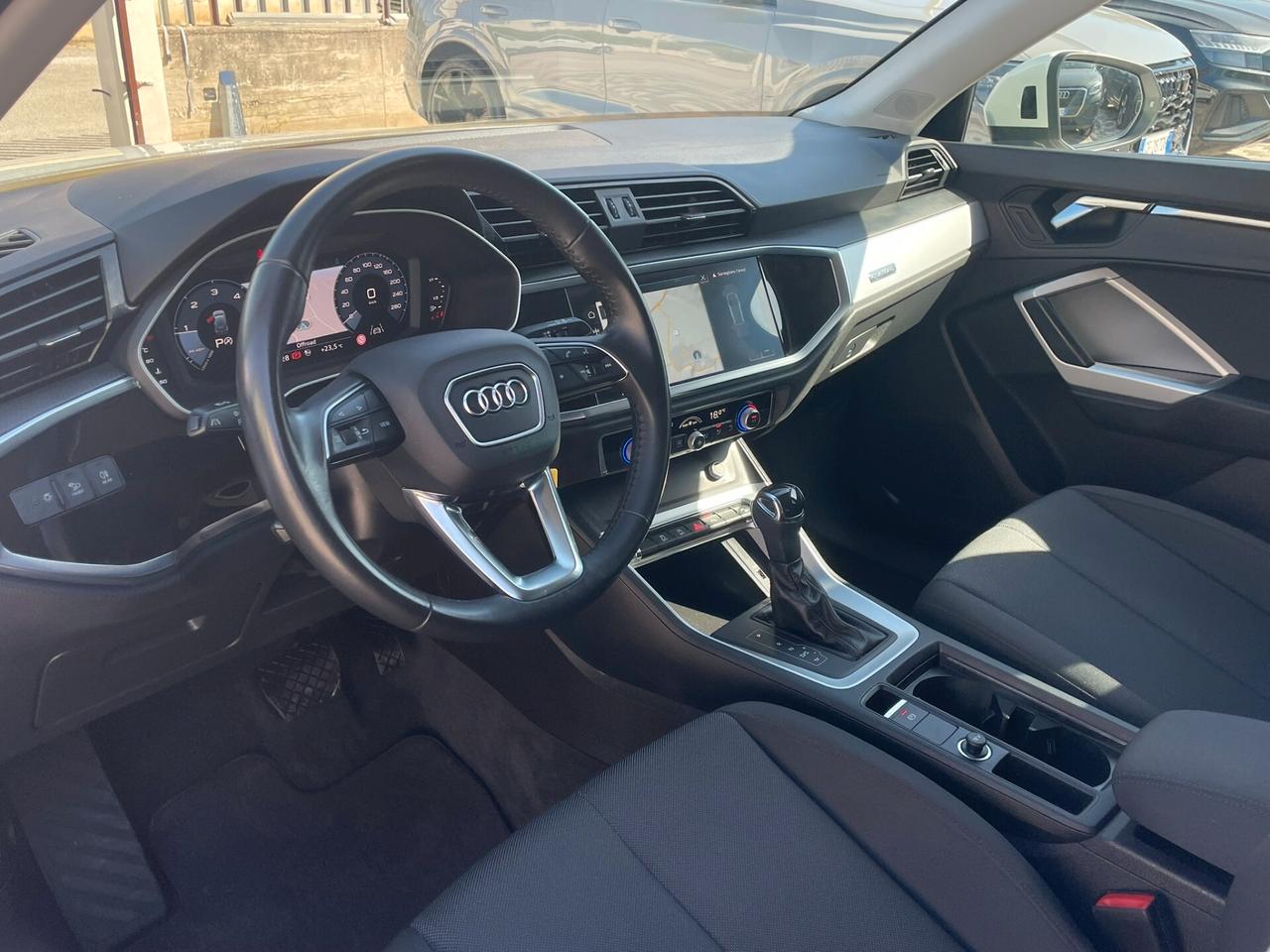 Audi Q3 Business 2.0 TDI 190CV s-tronic quattro 40