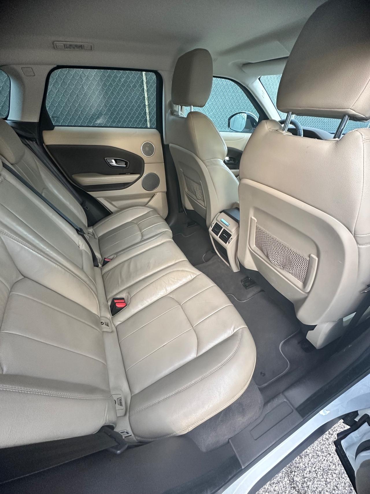 Land Rover Range Evoque 2.0 TD4 180 CV 5p. Business Edition Pure