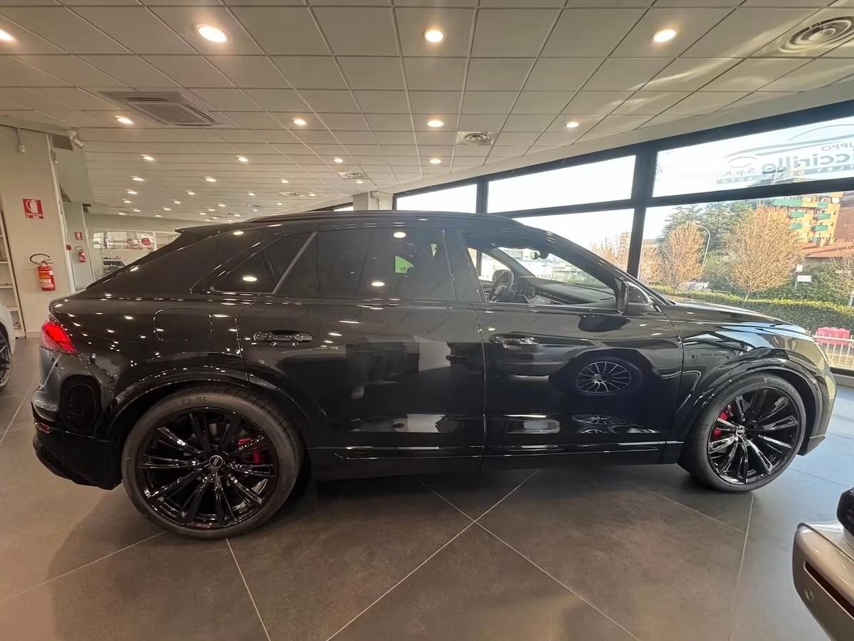 Audi Q8 SUV 50 TDI 286 CV quattro tiptronic S line edition KM0