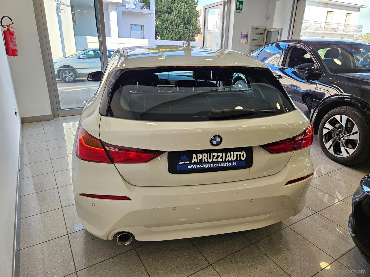 BMW 116d 5p. Advantage AUTO