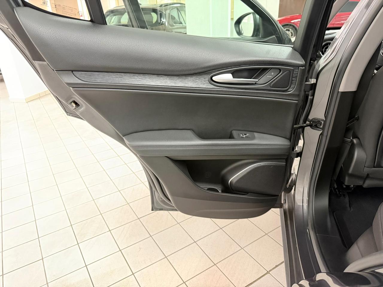 Alfa Romeo Stelvio 2.2 TD 190 CV BUSINESS Q4 DISTRIBUZIONE ESEGUITA