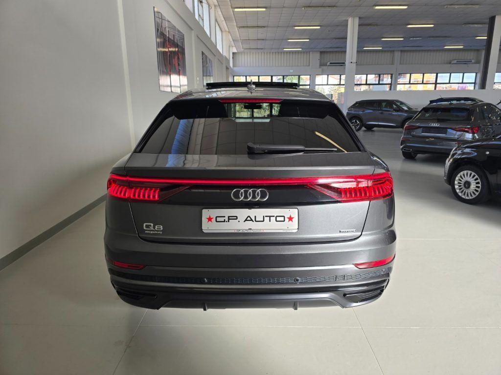 Audi Q8 50 TDI 286 CV quattro tiptronic Sport + Tetto