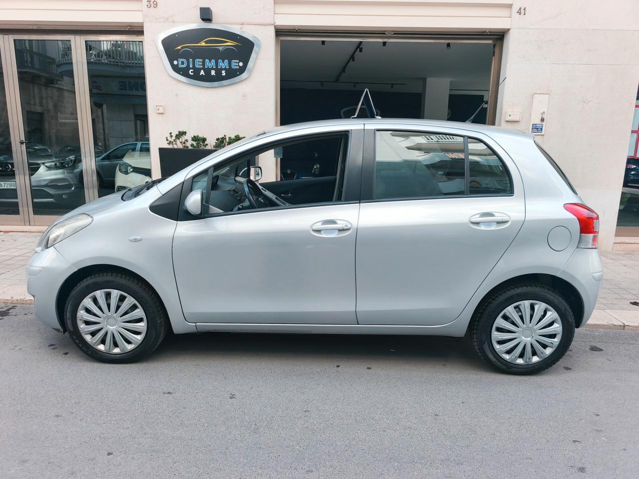 Toyota Yaris 1.0 Benzina 5-porte Sol 2011