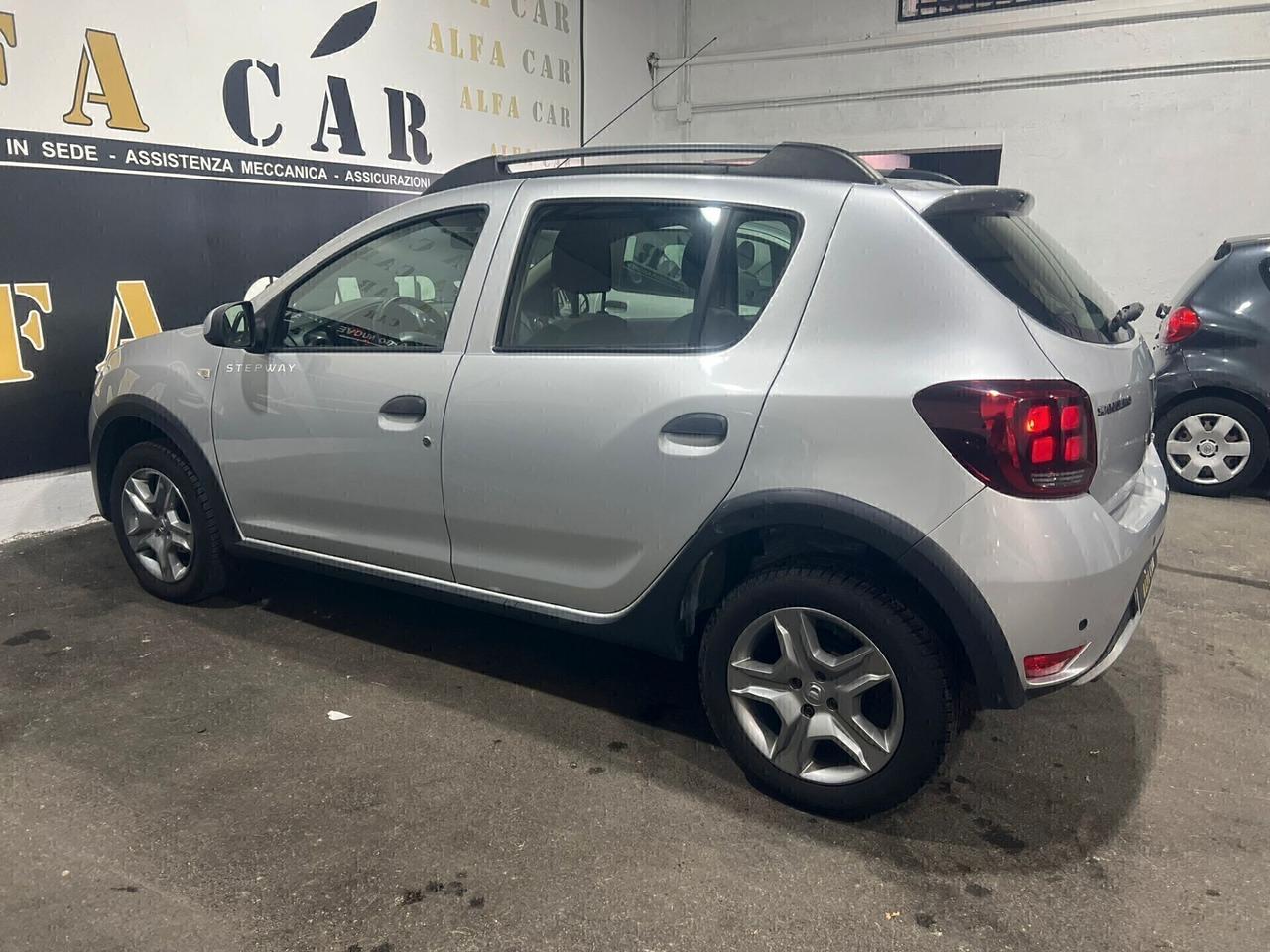 DACIA SANDERO STEPWAY1.5 dCi 90CV 2018!!!