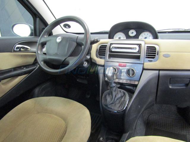 LANCIA Ypsilon 1.2 60 CV NEOPATENTATI