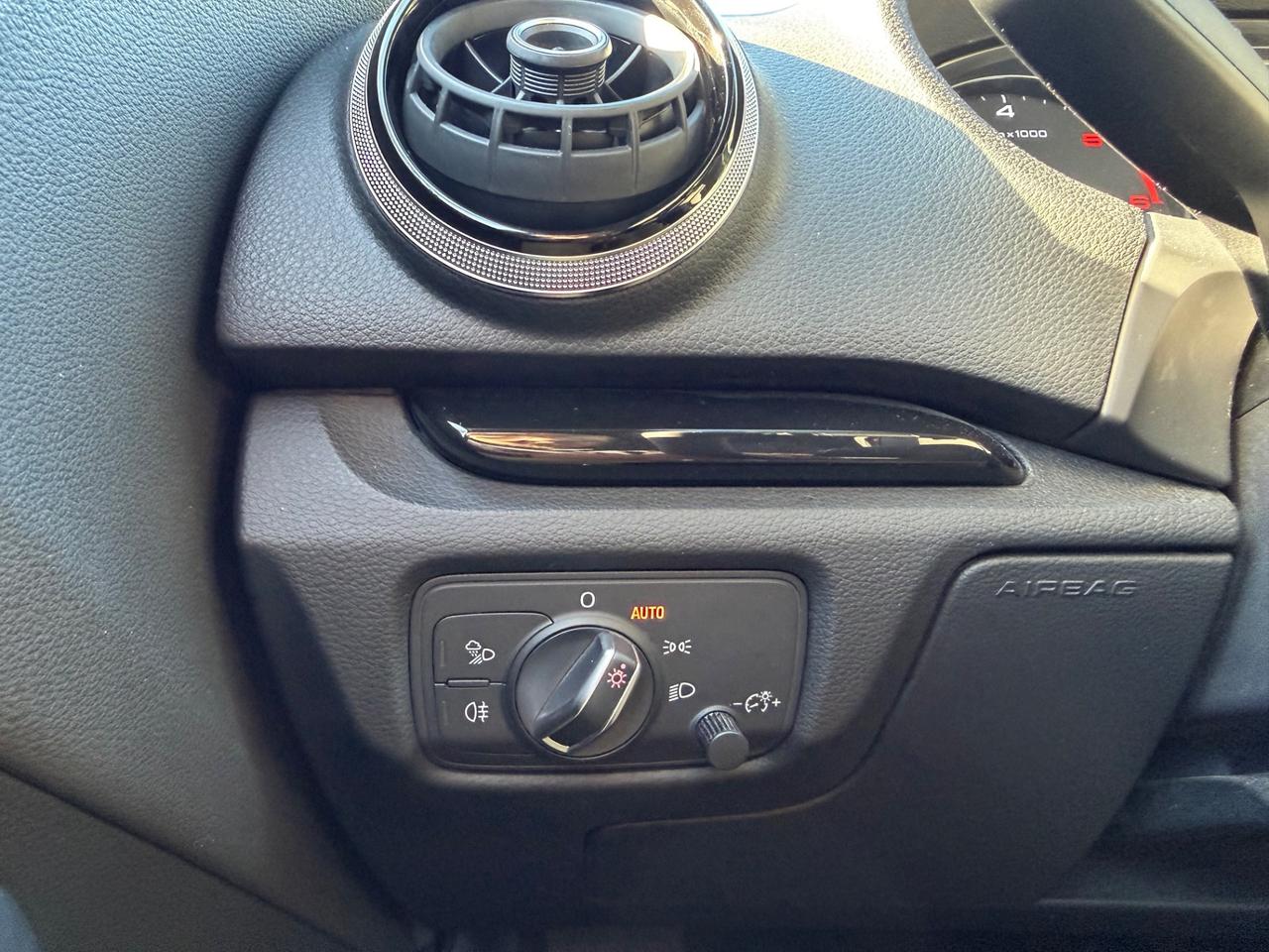 Audi A3 SPB 2.0 TDI 184 CV clean diesel quattro S tronic Ambition