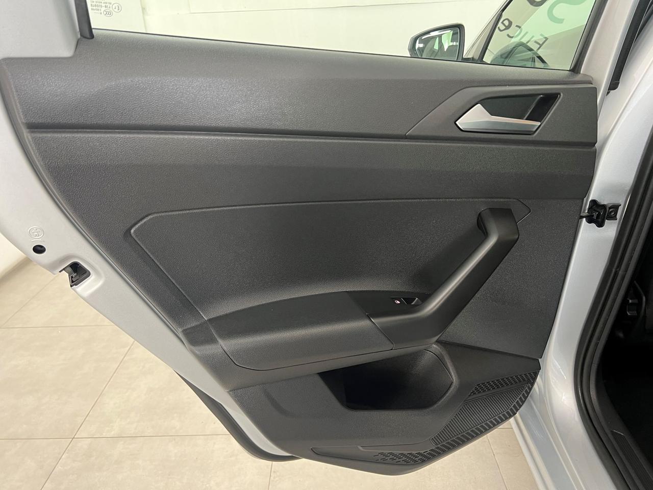 VOLKSWAGEN Polo VI 2017 Polo 5p 1.6 tdi Comfortline 80cv