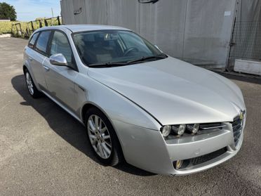 Alfa Romeo 159 1.9 JTDm 16V Sportwagon Exclusive