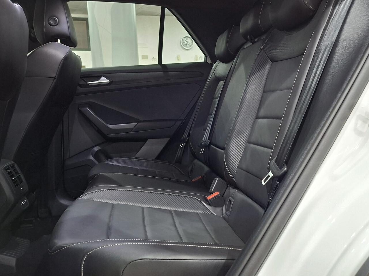Volkswagen T-Roc 2.0 TDI SCR 150CV DSG R-LINE