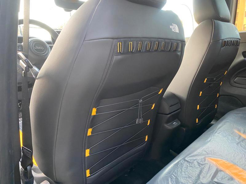 Jeep Avenger 1.2 turbo e-hybrid mhev The North Face 4xe 145cv edct6