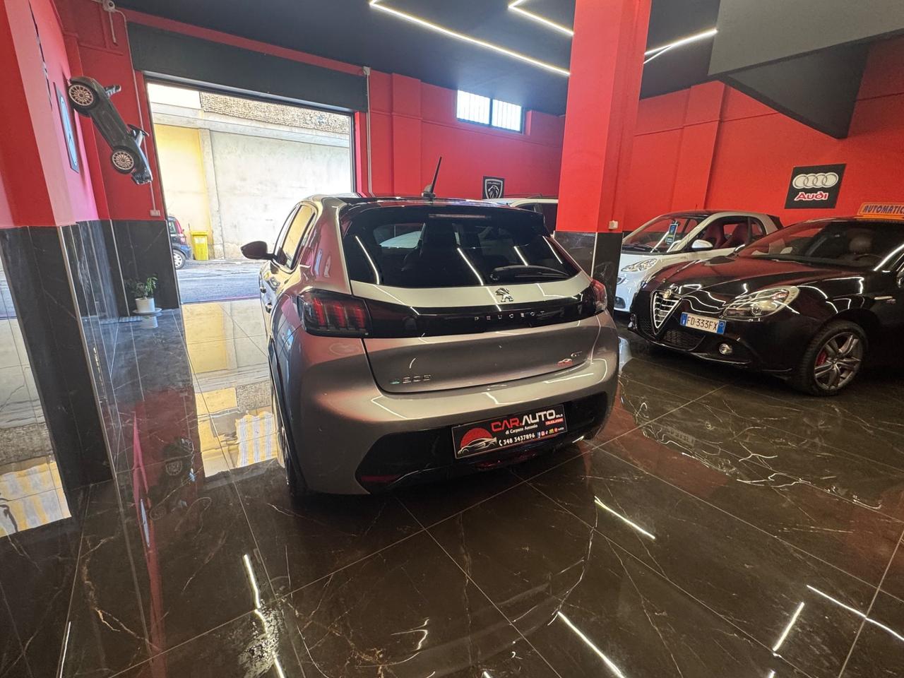Peugeot 208 motore elettrico 136 CV 5 porte GT Pack