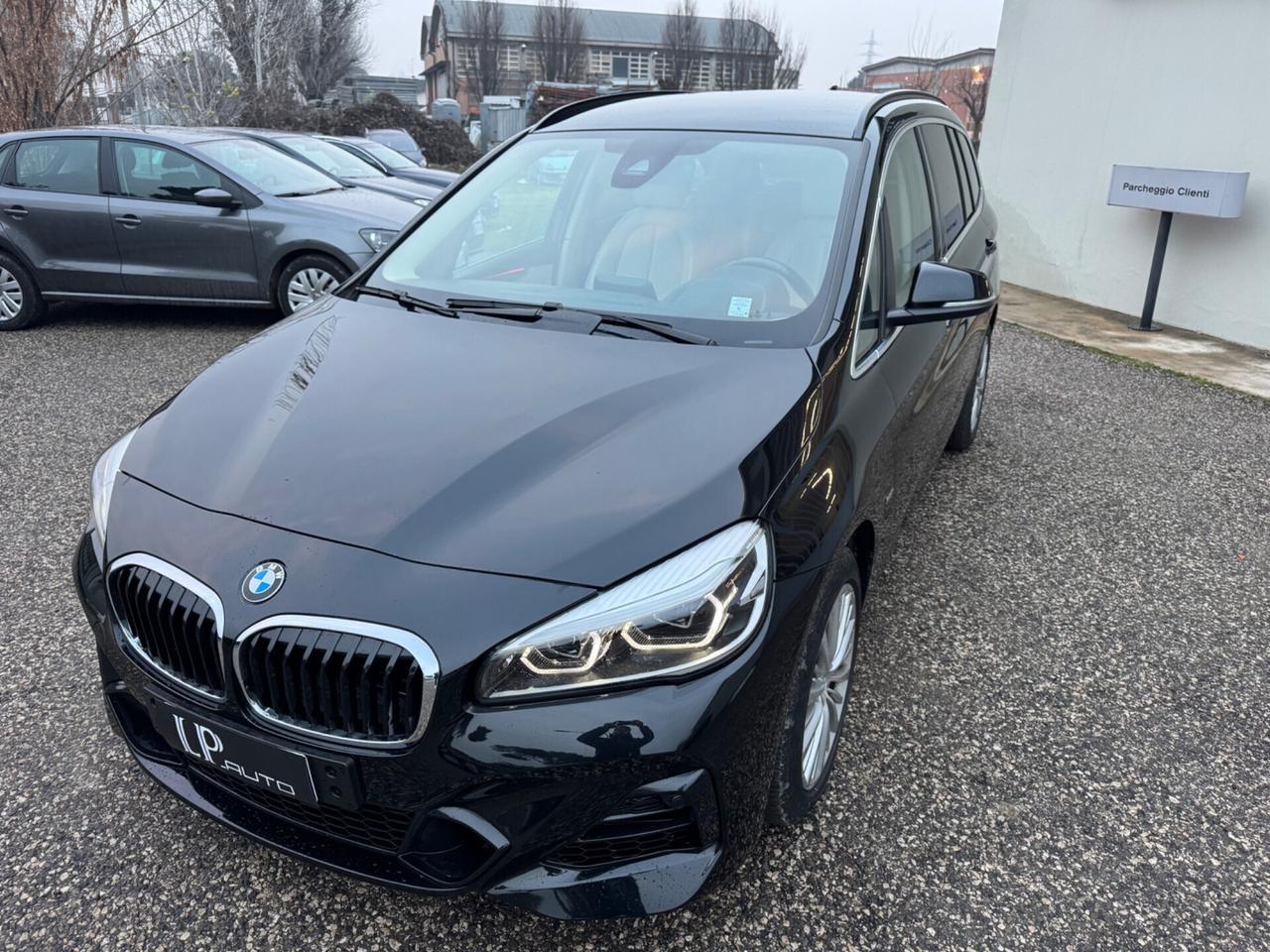 Bmw 2er Active Tourer 218d xDrive Luxury aut.