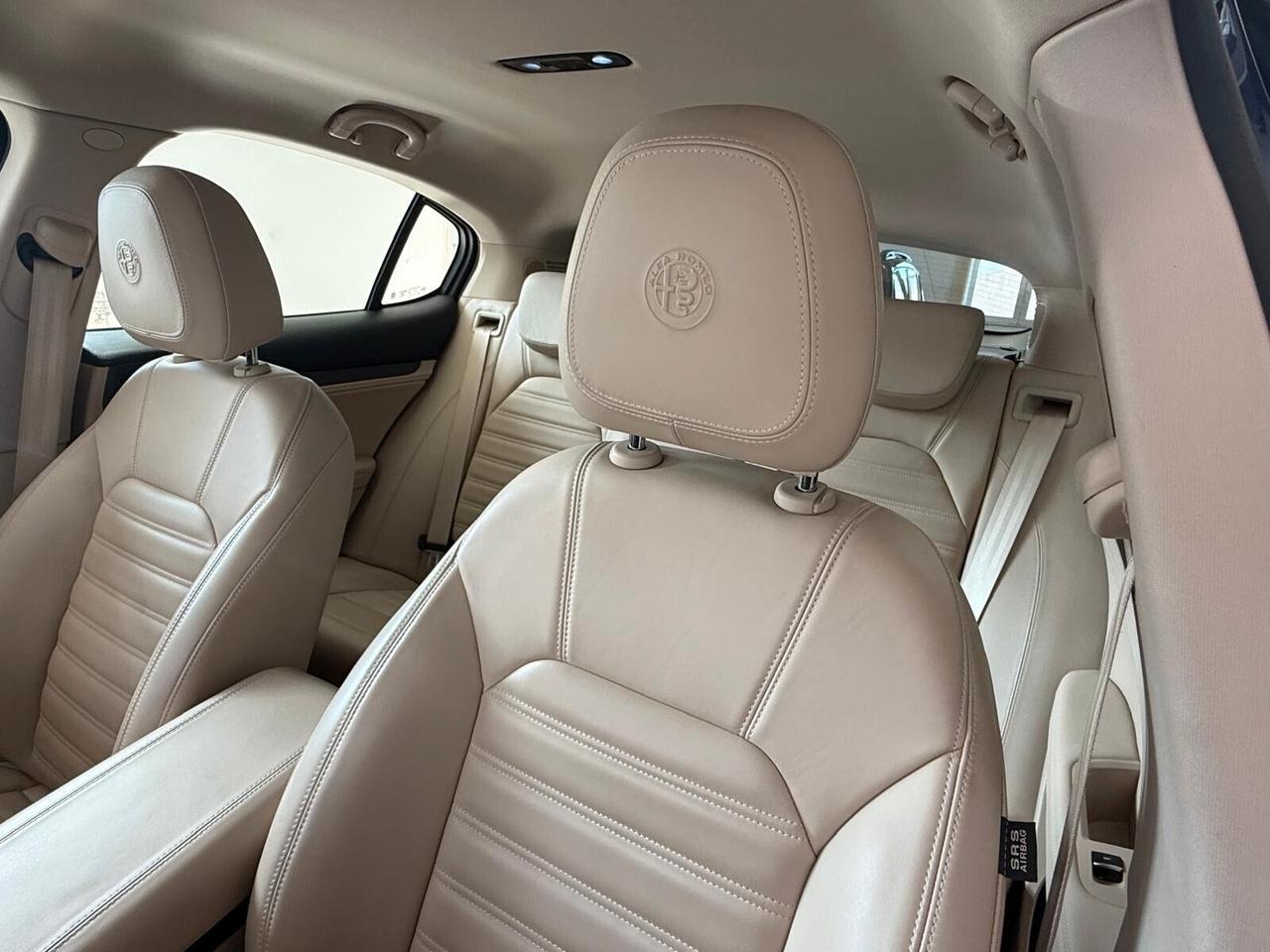 Alfa Romeo Stelvio 2.2 Turbodiesel 210 CV AT8 Q4 Super