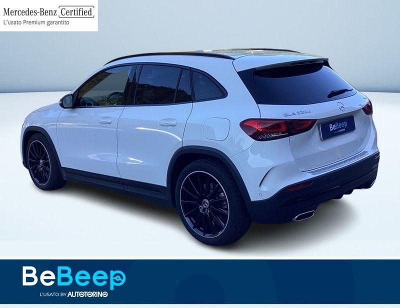 Mercedes-Benz GLA 220 D PREMIUM 4MATIC AUTO