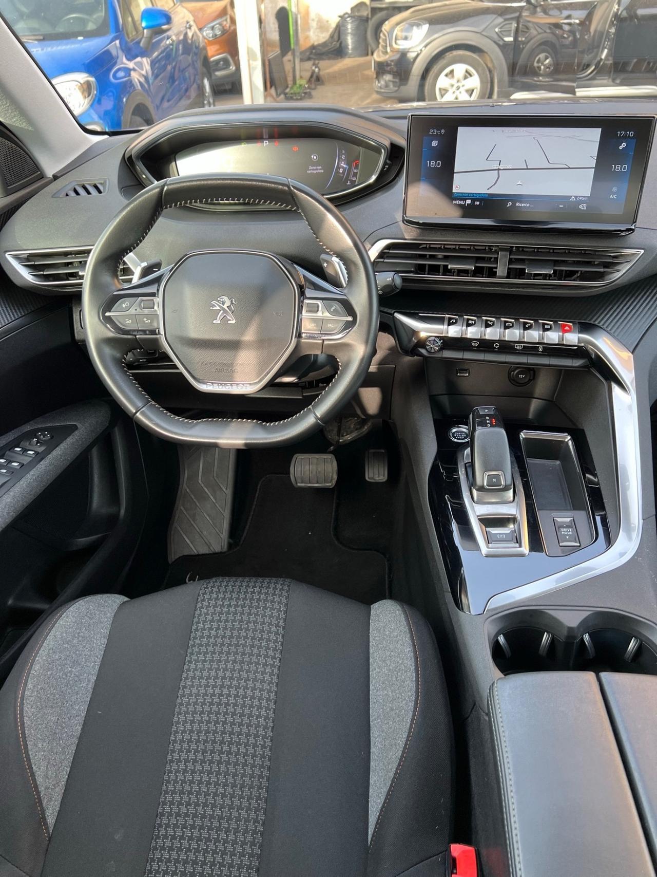 Peugeot 3008 BlueHDi 130 2021