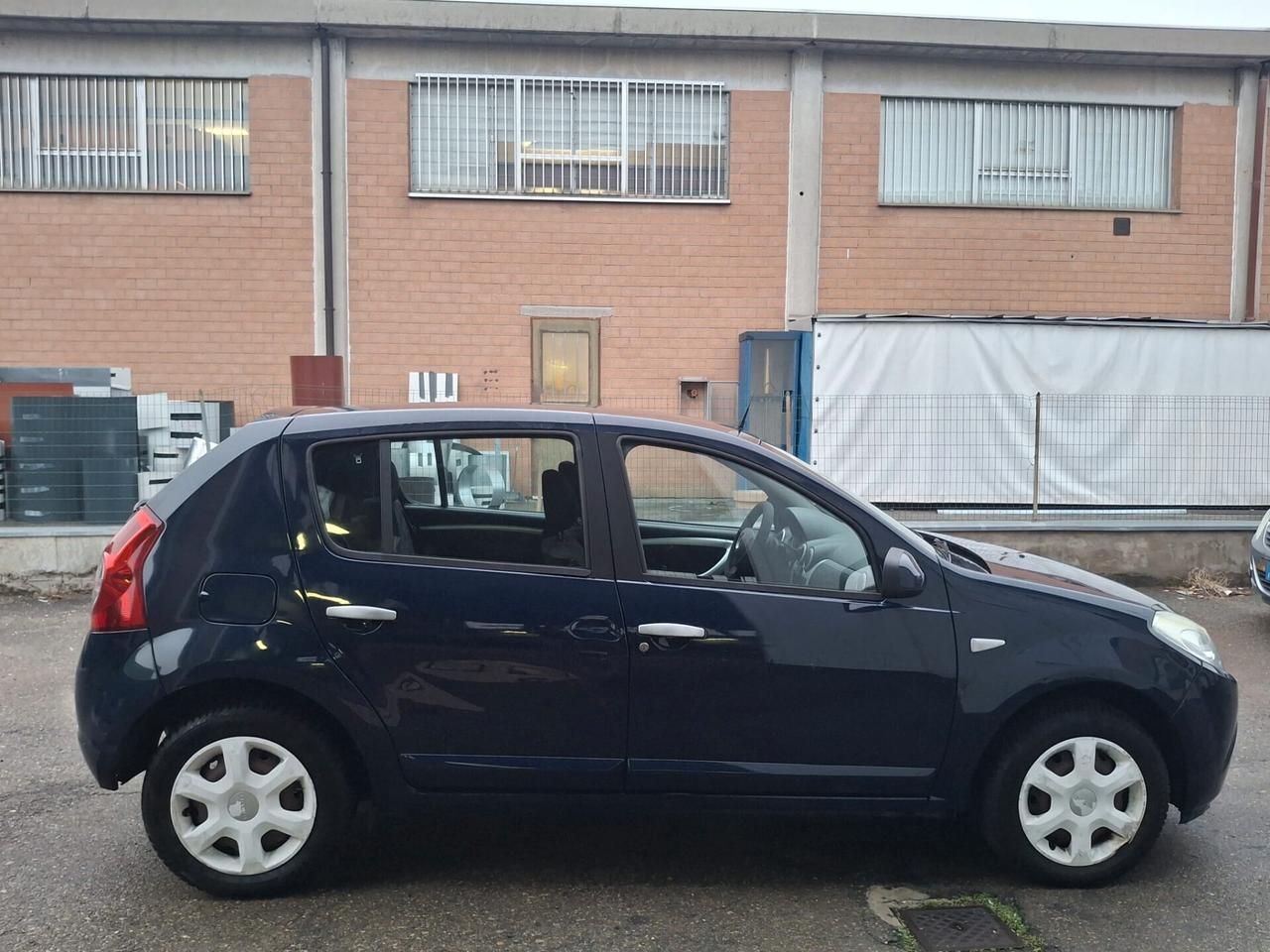 Dacia Sandero 1.4 8V GPL Lauréate