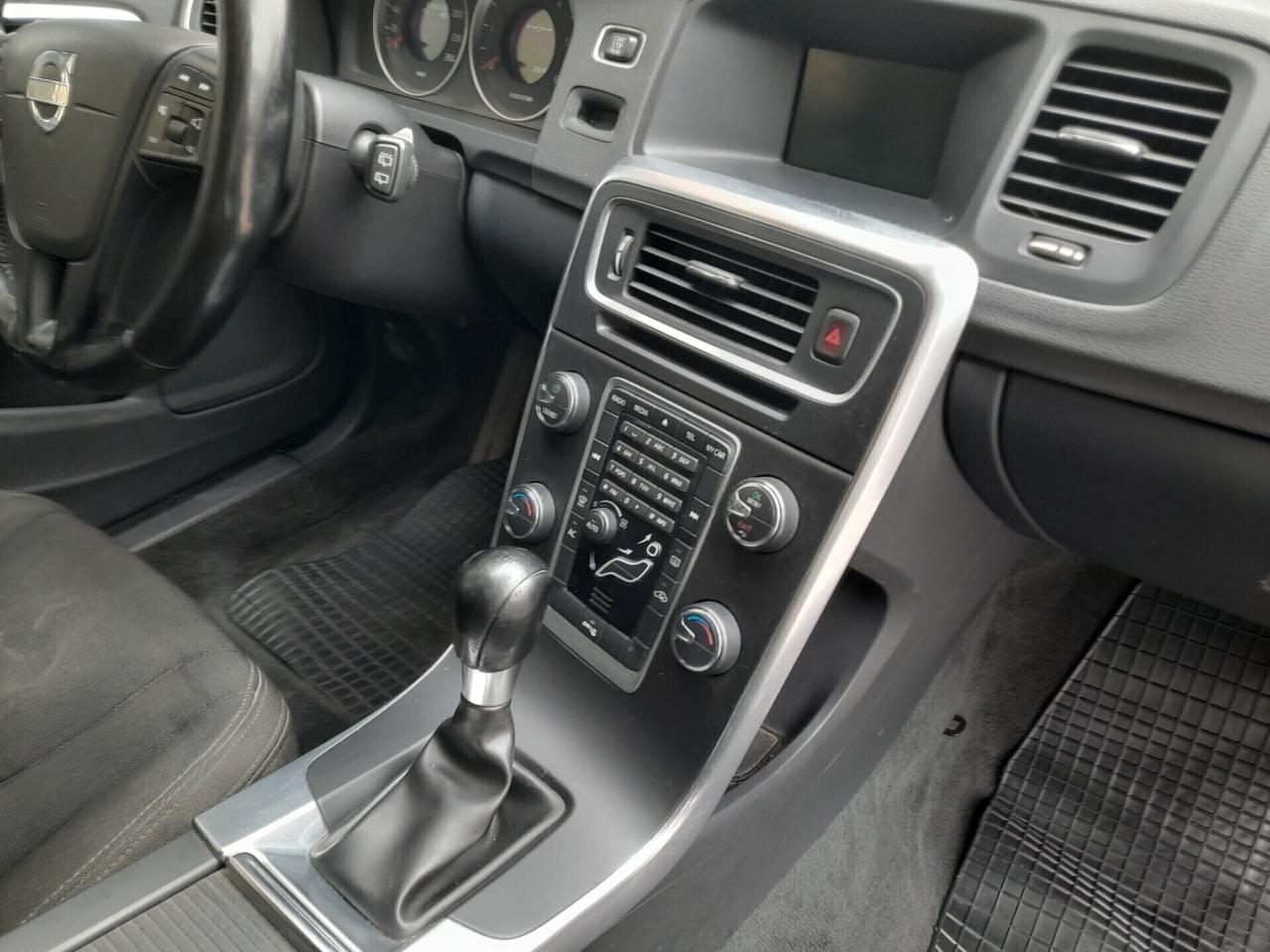 Volvo V60 DRIVe PRONTA CONSEGNA