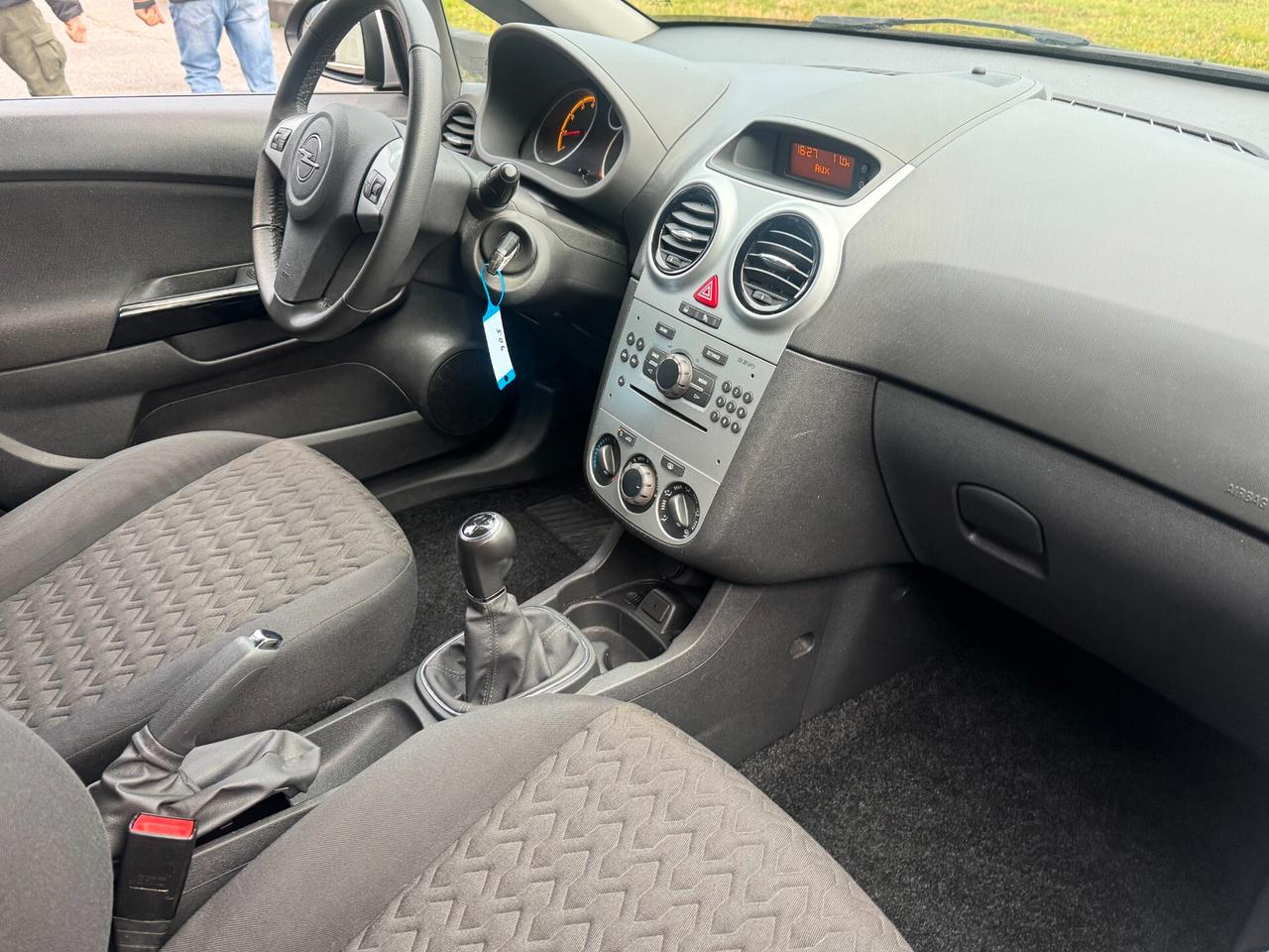 Opel Corsa 1.2 Neopatentati