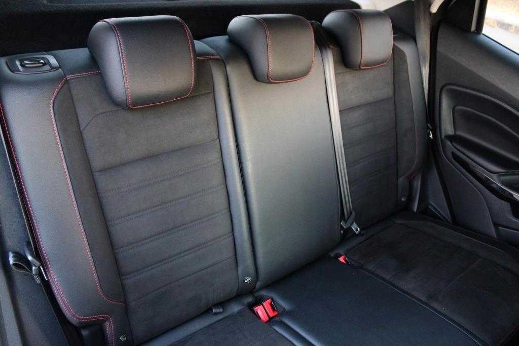 FORD EcoSport 1.5 Ecoblue ST-line *Luci Ambiente