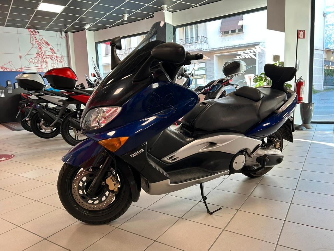 T-Max 500 (2001 - 03)