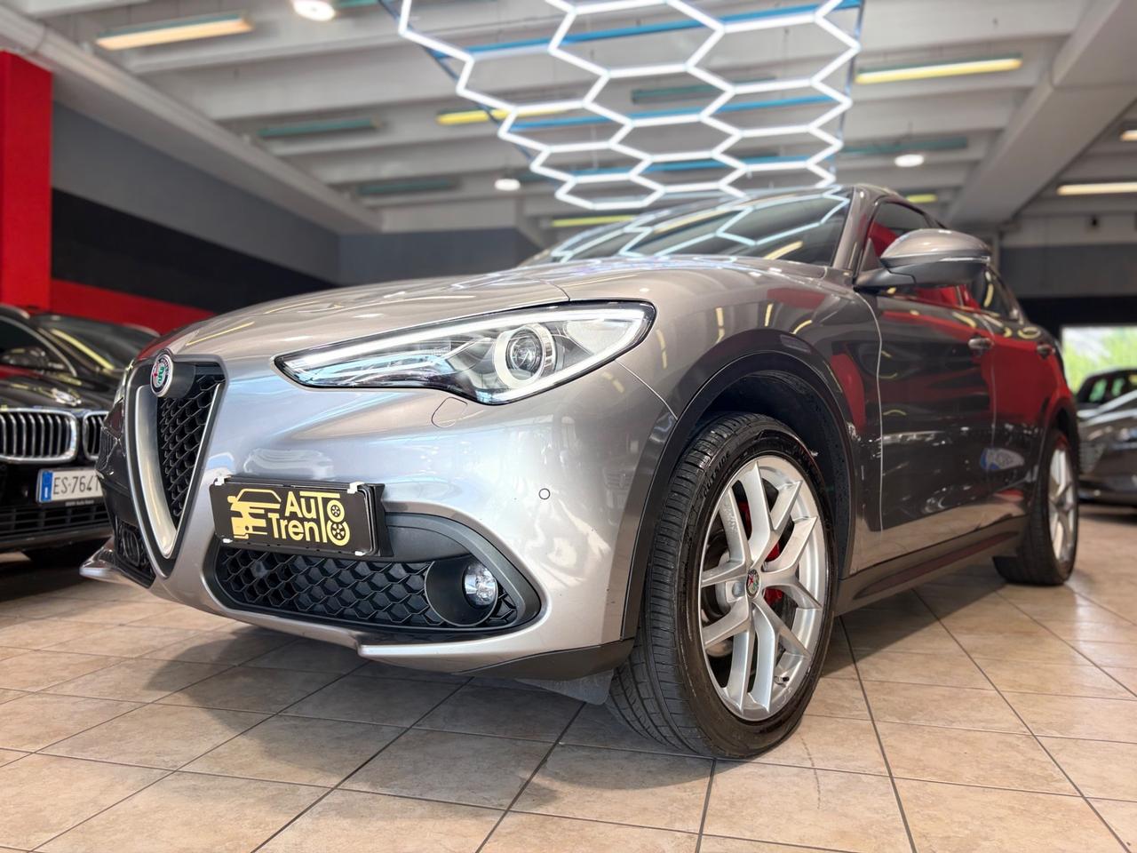Alfa Romeo Stelvio 2.2 Turbodiesel 210 CV AT8 Q4 Super