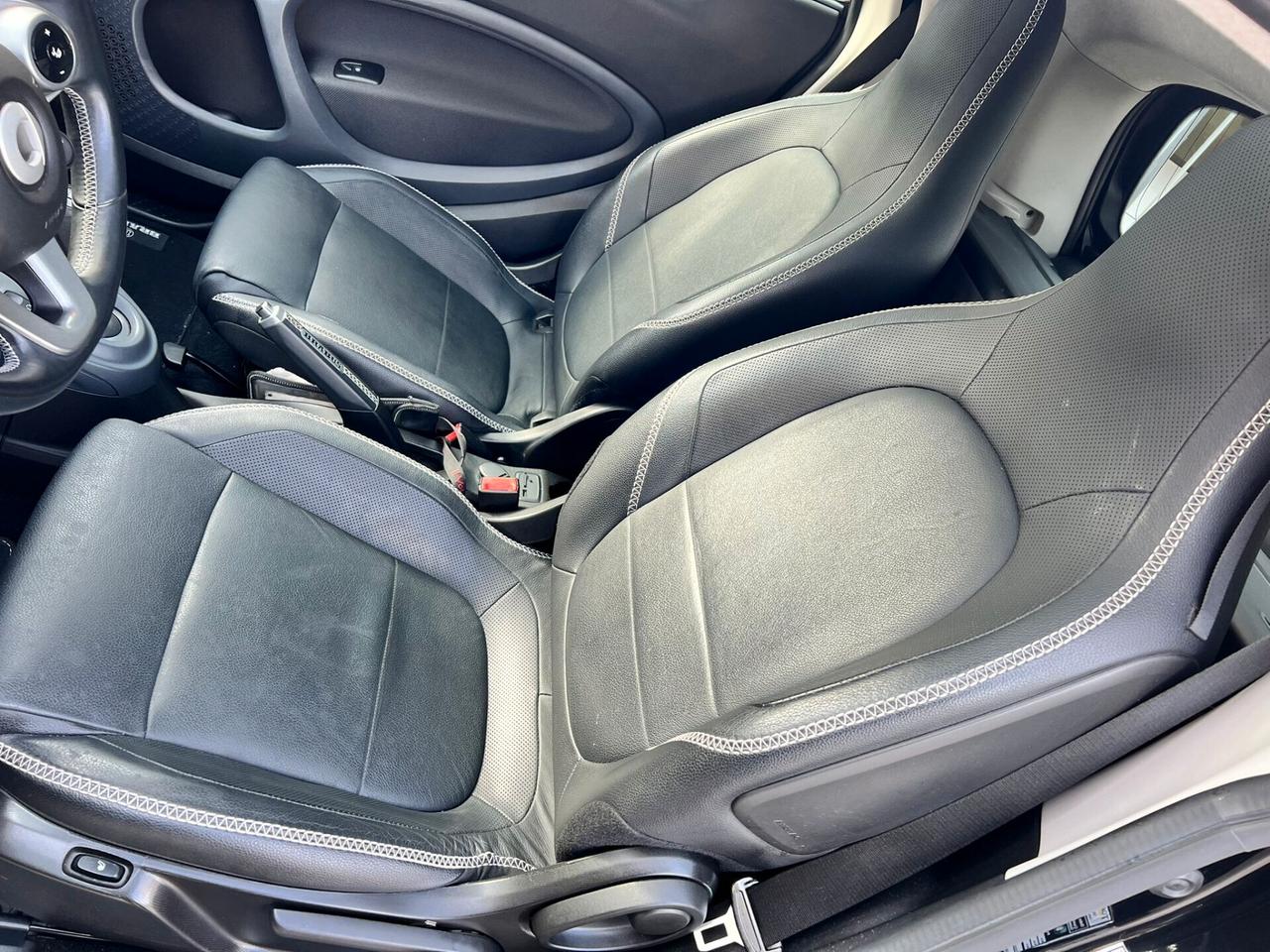 Smart ForTwo BRABUS 0.9 Turbo twinamic Xclusive