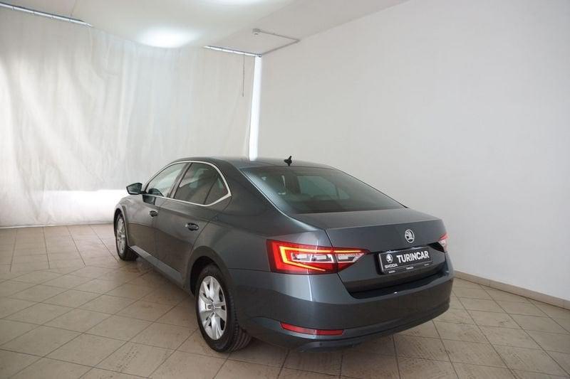 Skoda Superb 2.0 TDI DSG Style