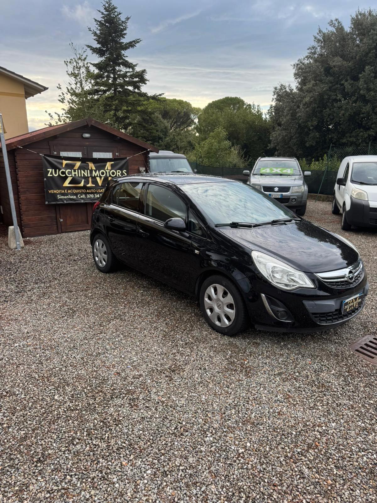 Opel Corsa 1.2 5 porte Cosmo