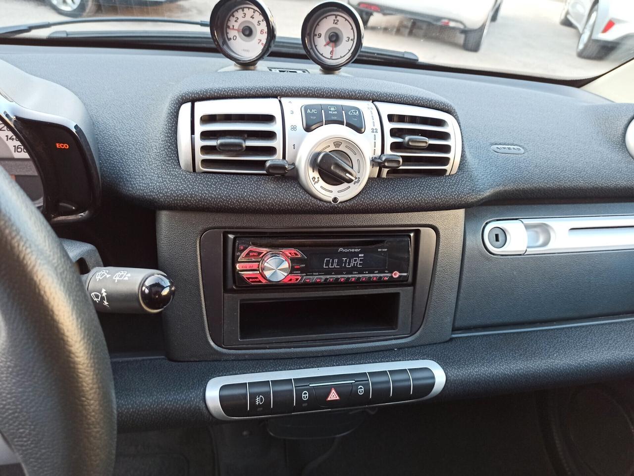Smart ForTwo 1000 52 kW coupé MHD pulse