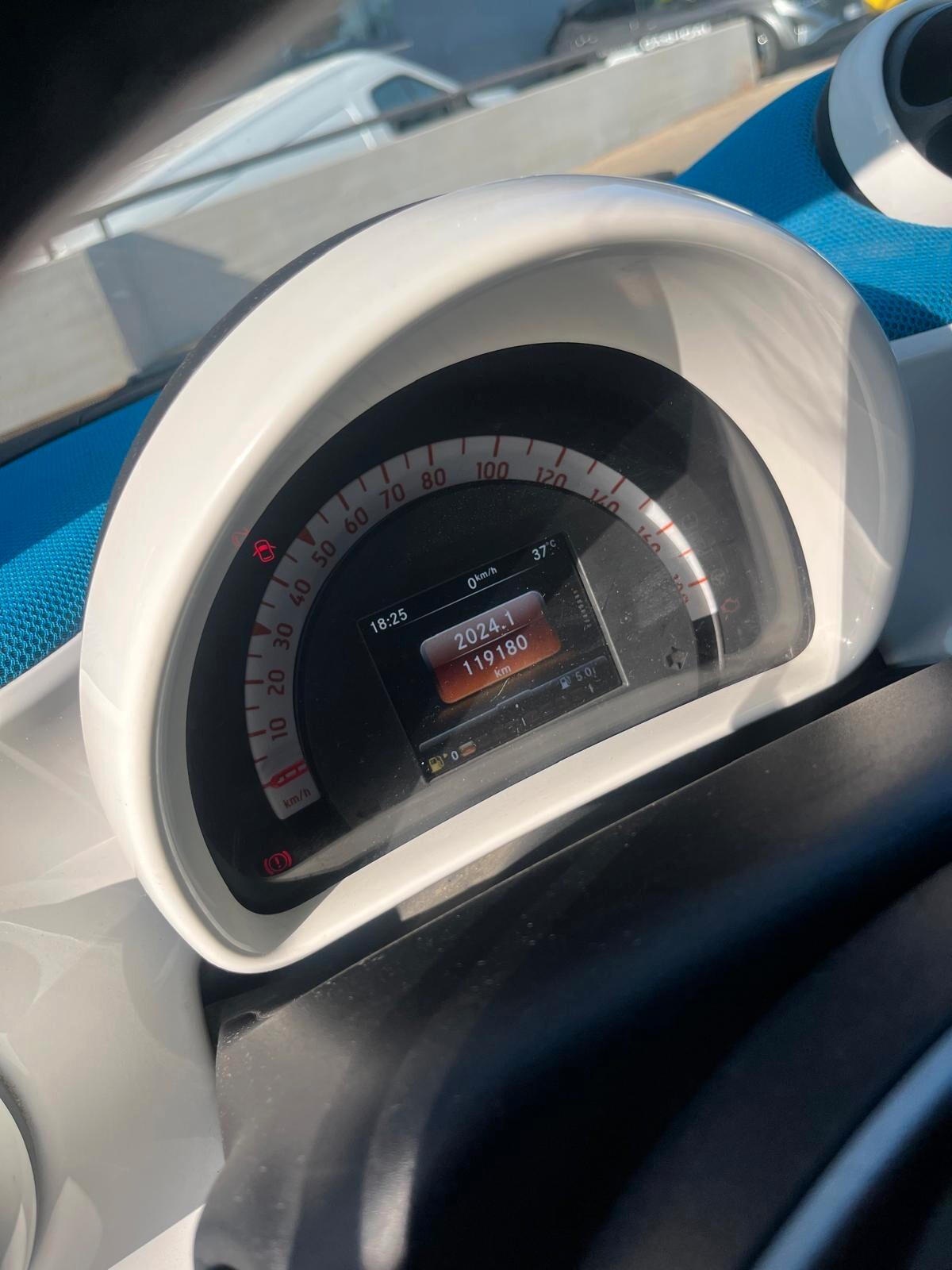 Smart ForTwo 1000 52 kW MHD coupé passion