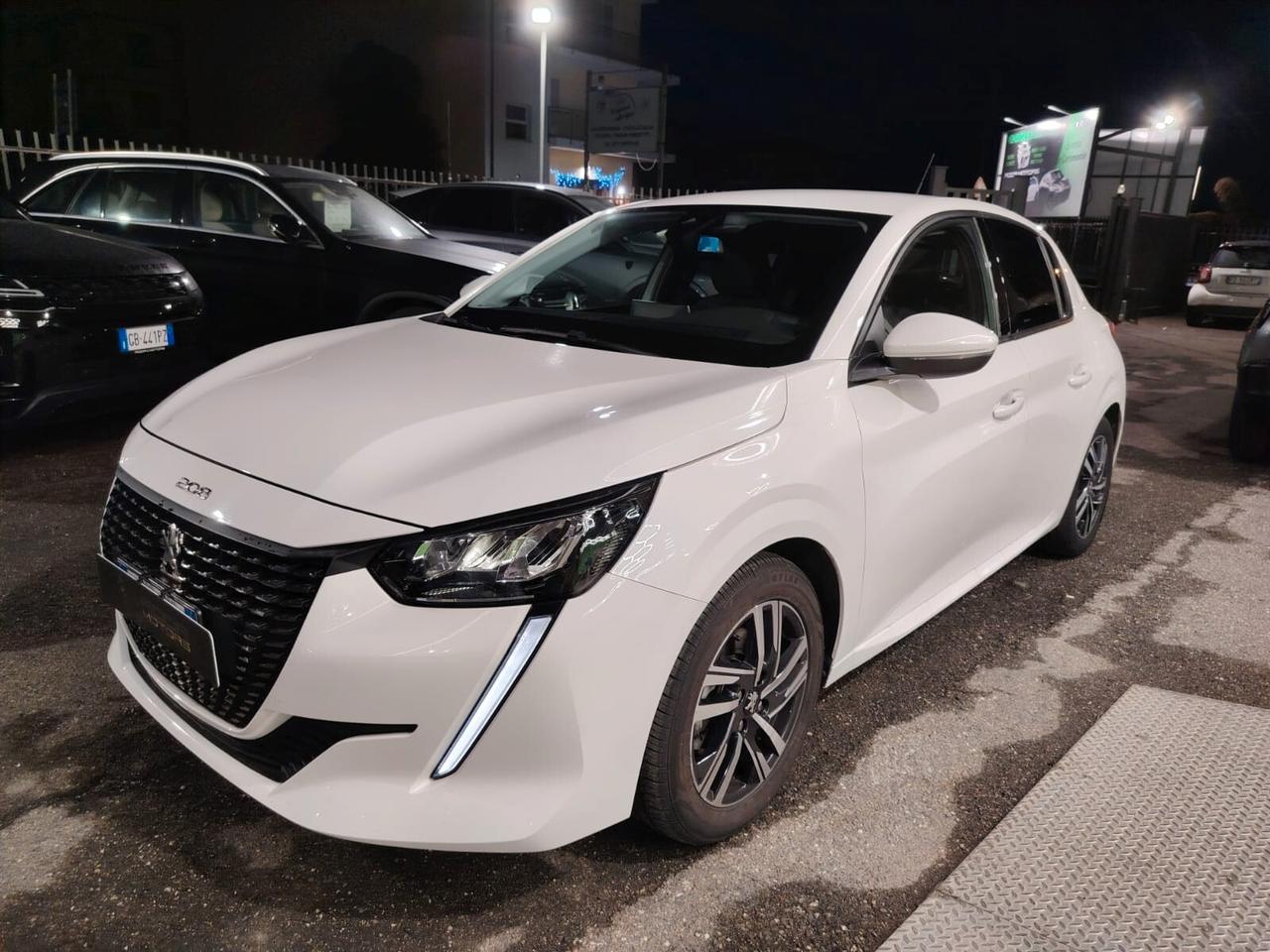 Peugeot 208 PureTech 100 Stop&Start 5 porte Allure
