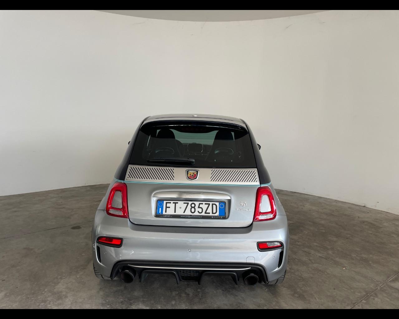ABARTH ABARTH 695 - 695 1.4 Turbo T-Jet Rivale