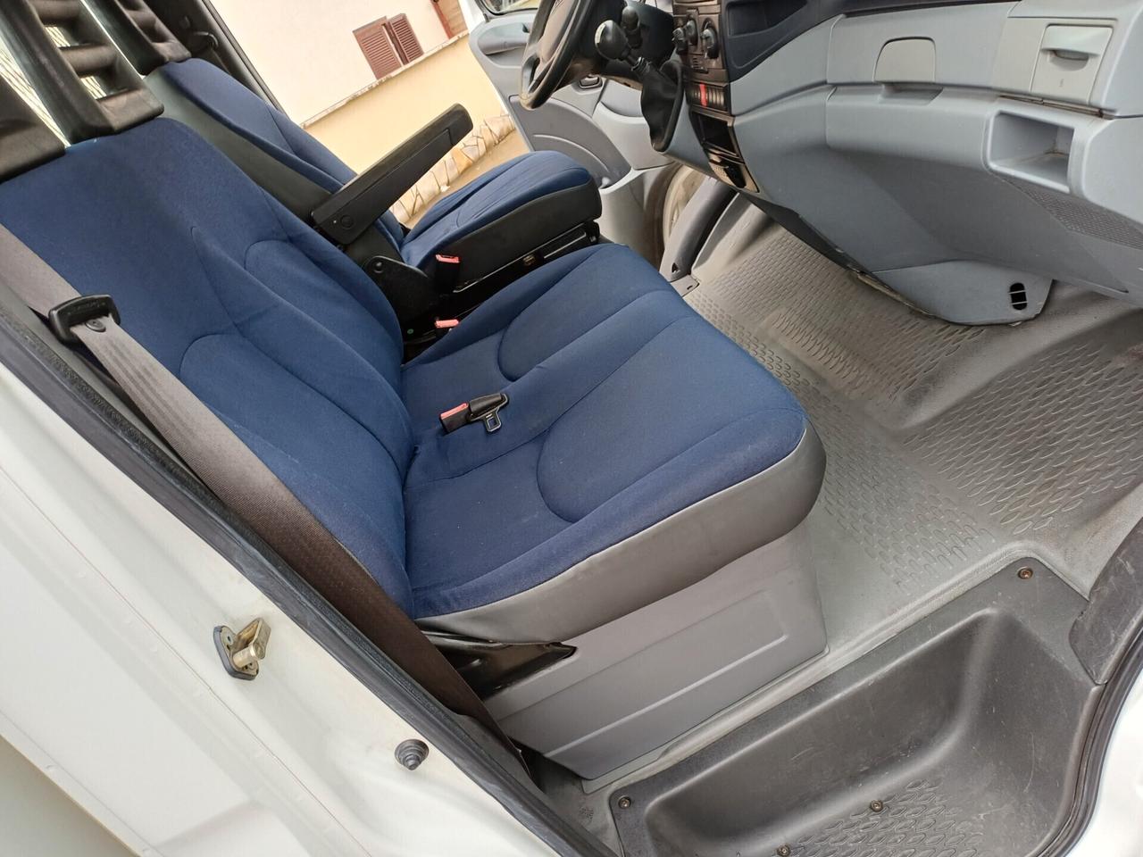 IVECO DAILY 35/E CON SPONDA IDRAULICA