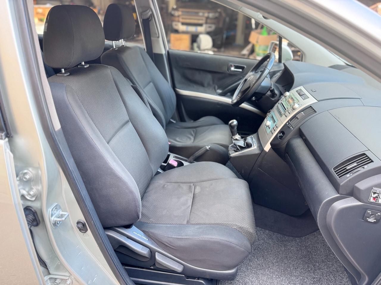 Toyota Corolla Verso 1.8 16V