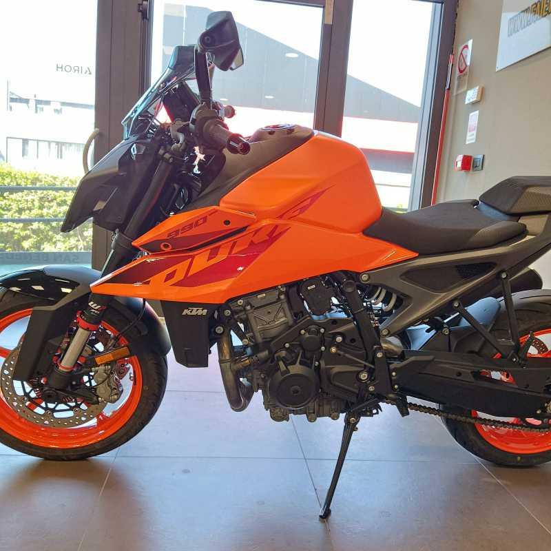 KTM 990 Duke - 2024
