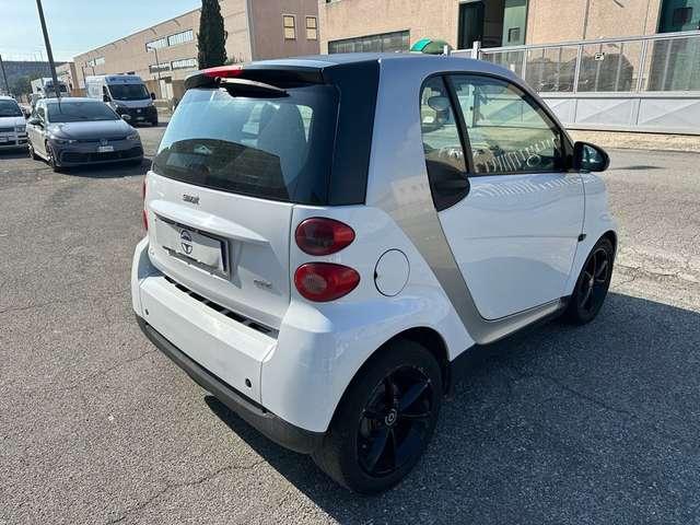 smart forTwo 1000 45 kW MHD coupé pure 61cv