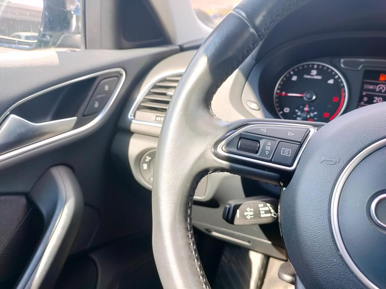 Audi Q3 2.0 TDI 150 CV Business MANUALE 68000KM