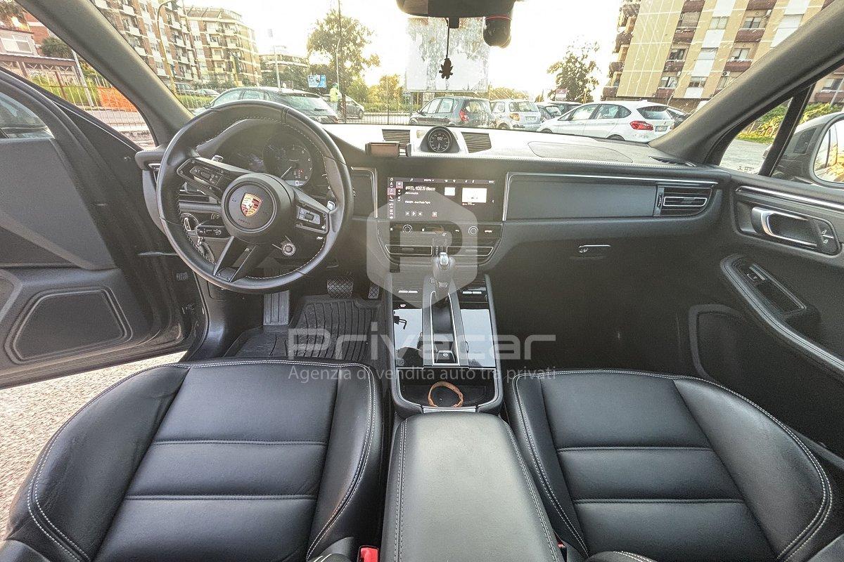 PORSCHE Macan 2.0 T