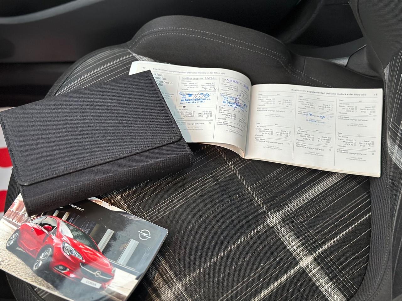 Opel Corsa 2016 1.2 69CV 5 porte b-Color