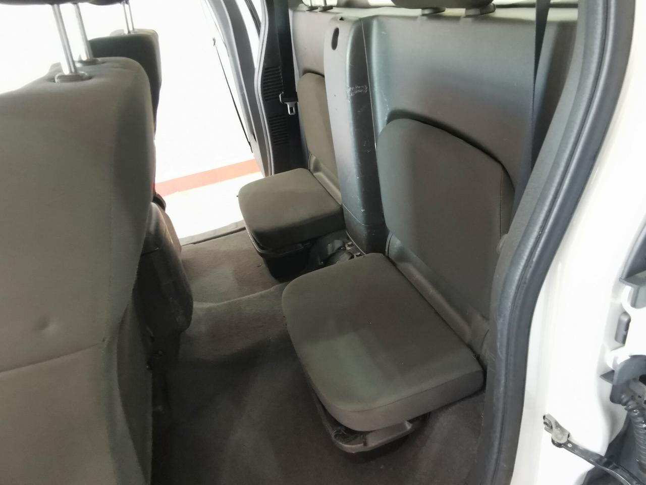Nissan Navara 2.5 dCi 190CV 2 porte King Cab Sport
