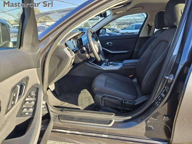 BMW 320 G21 320d Touring mhev 48V xdrive Business Advantag