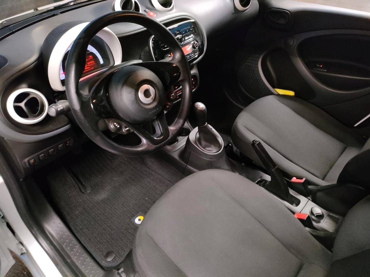 Smart ForFour 70 1.0 Youngster