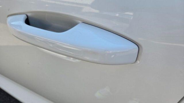 VOLVO XC40 T4 Recharge Plug-in Hybrid Exp. PERMUTE UNICOPR.