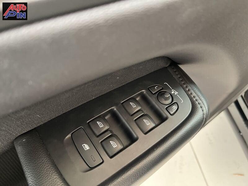 Volvo XC60 B4 (d) AWD Geartronic Business Hybrid