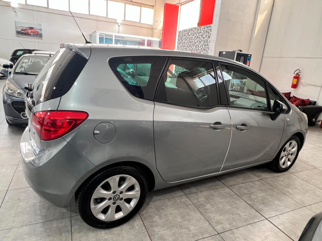 Opel Meriva 1.3 75 CV - COSMO - 2011