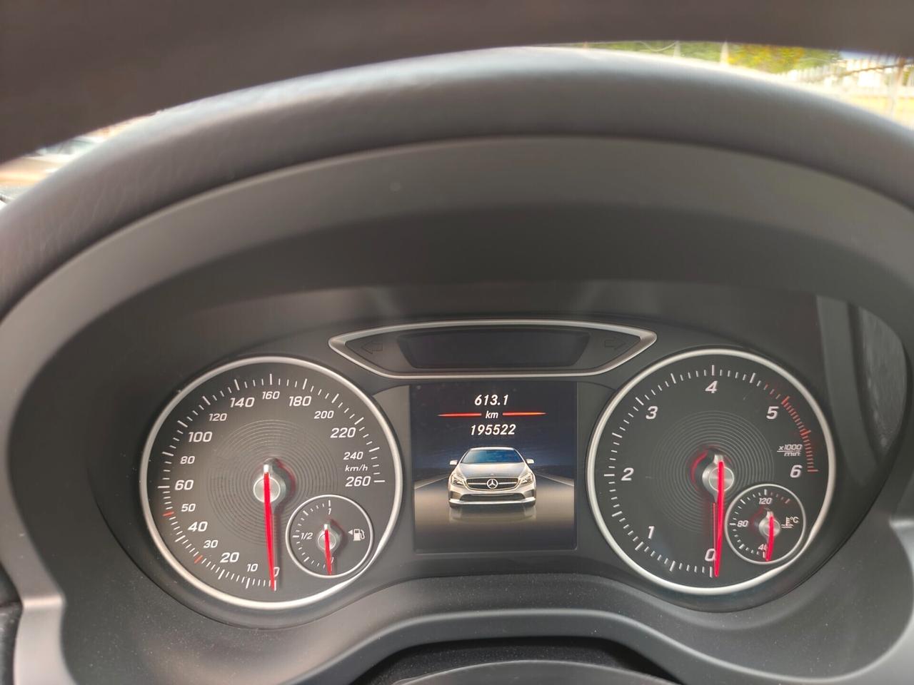 Mercedes-benz A 180 1.5 DIESEL 110CV "EURO 6"