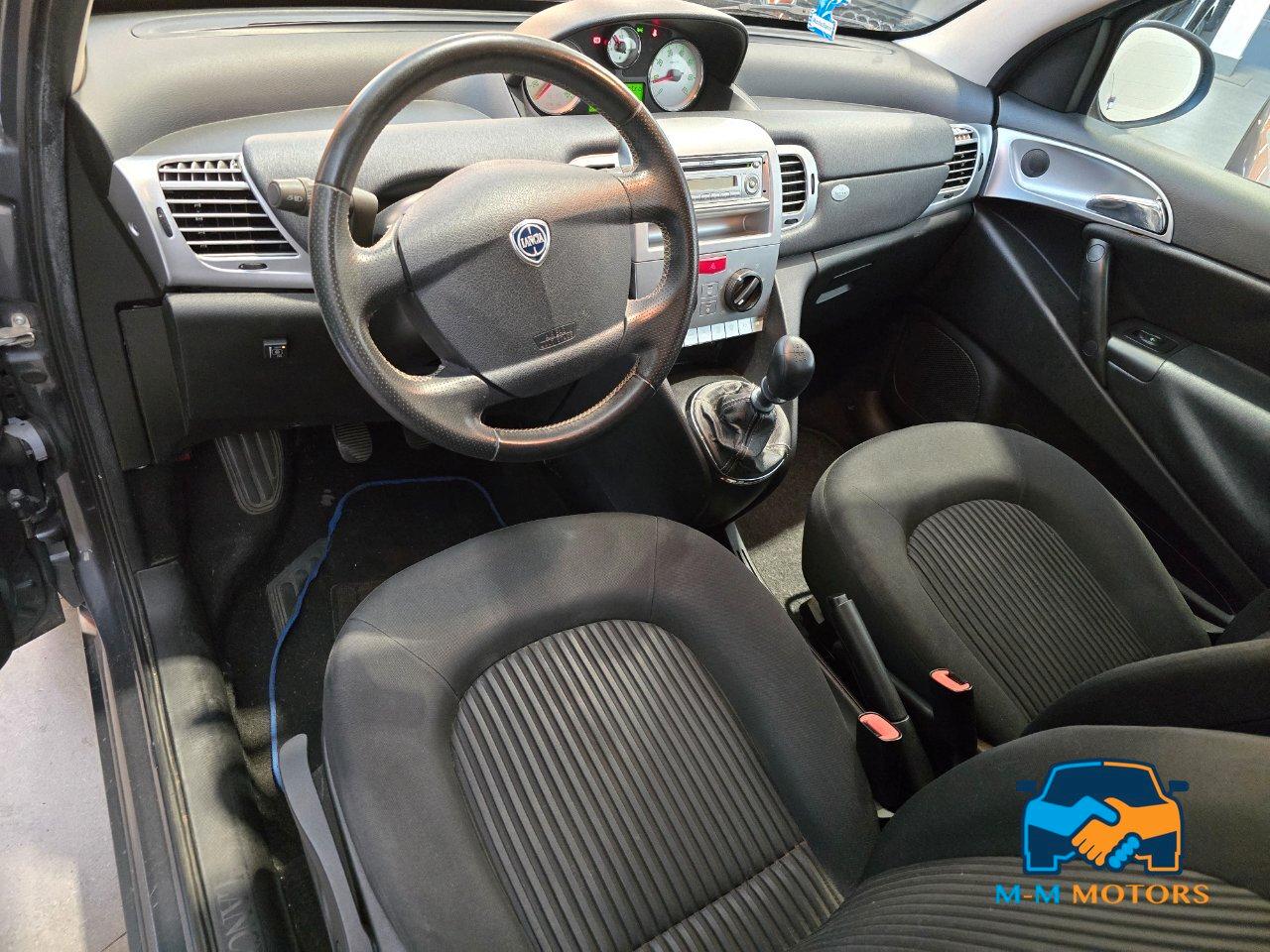 Lancia Ypsilon 3 Porte Ypsilon 1.4 8v Argento ecochic Gpl